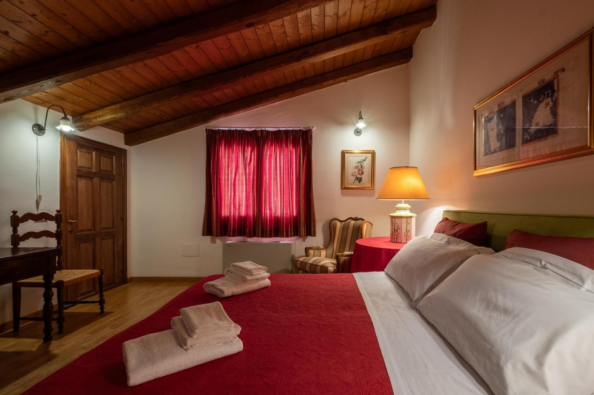 Corte Cristina & Suites Quartucciu Luaran gambar
