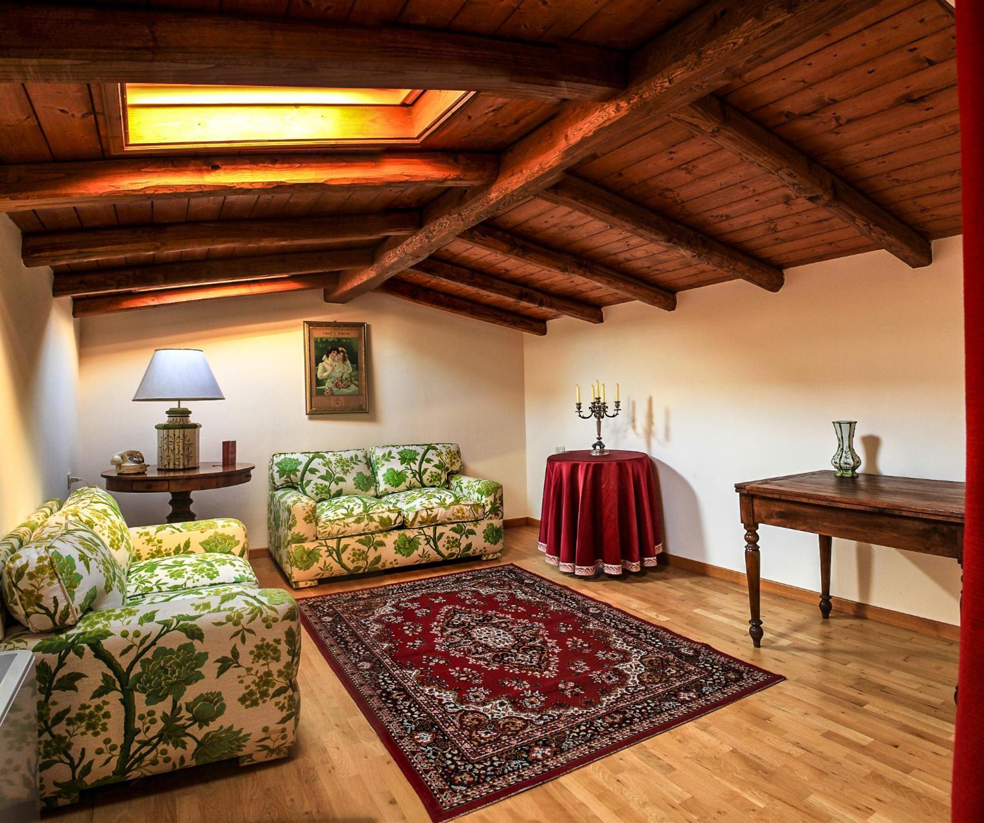 Corte Cristina & Suites Quartucciu Luaran gambar