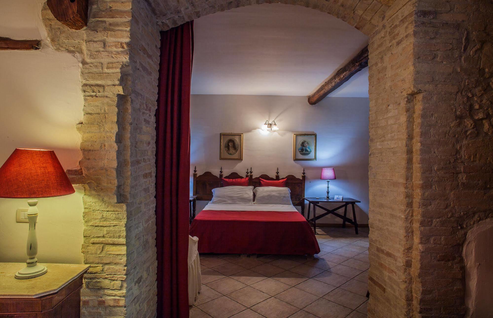 Corte Cristina & Suites Quartucciu Luaran gambar